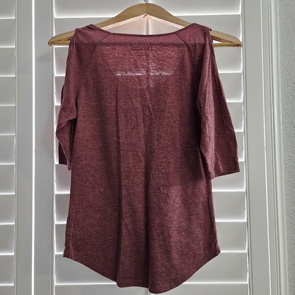 Mudd Cold Shoulder Top - Picture 2 of 5